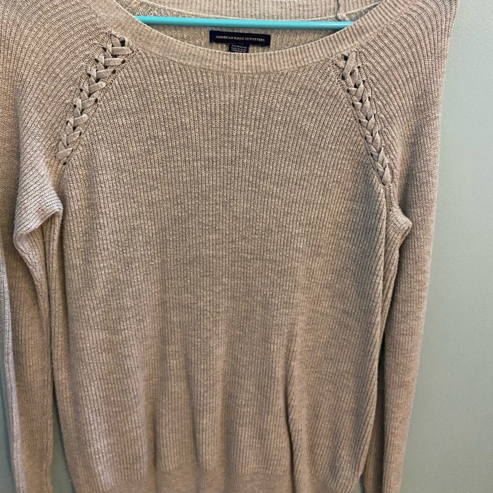 American Eagle sweater